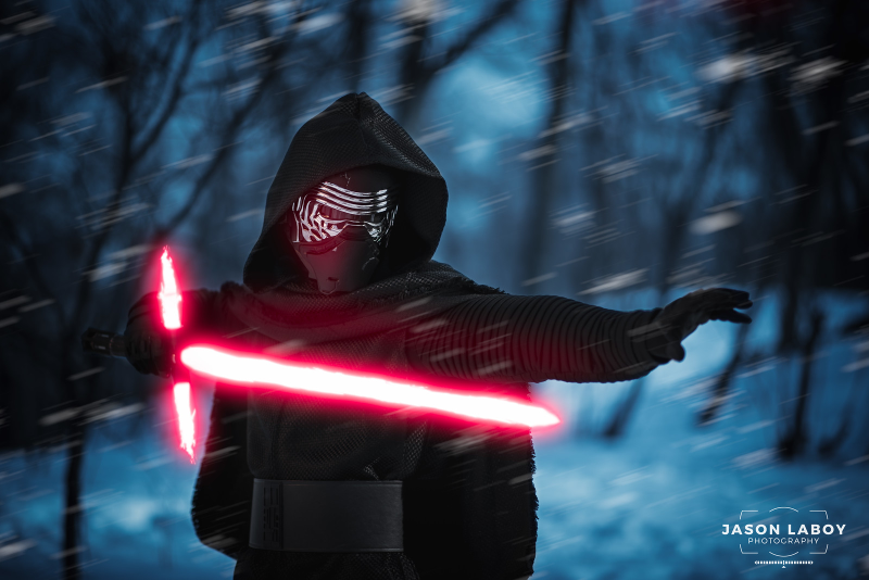 Illustration for article titled Absolutely Perfect Force Awakens Cosplay